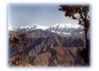 Morning view of the Pangi Range. Credit: Debangsu Sengupta