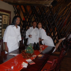 2010.12.09.Staff Xmas Party 072