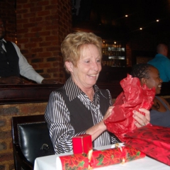 2011.12.14.SchoolNet_Christmas_Party_049